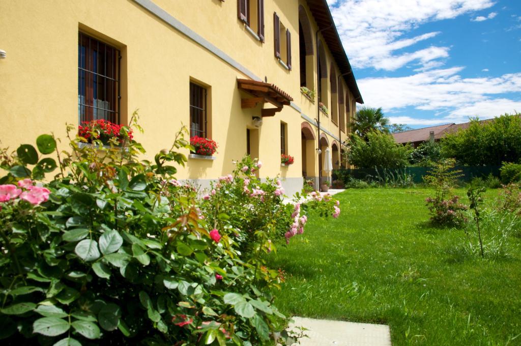 ヴィットゥオーネ Cascina Delle Mele Bed & Breakfast エクステリア 写真