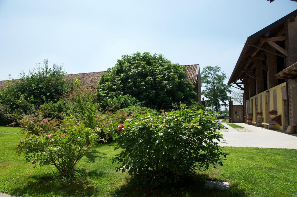 ヴィットゥオーネ Cascina Delle Mele Bed & Breakfast エクステリア 写真