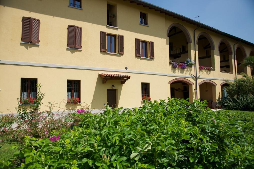 ヴィットゥオーネ Cascina Delle Mele Bed & Breakfast エクステリア 写真